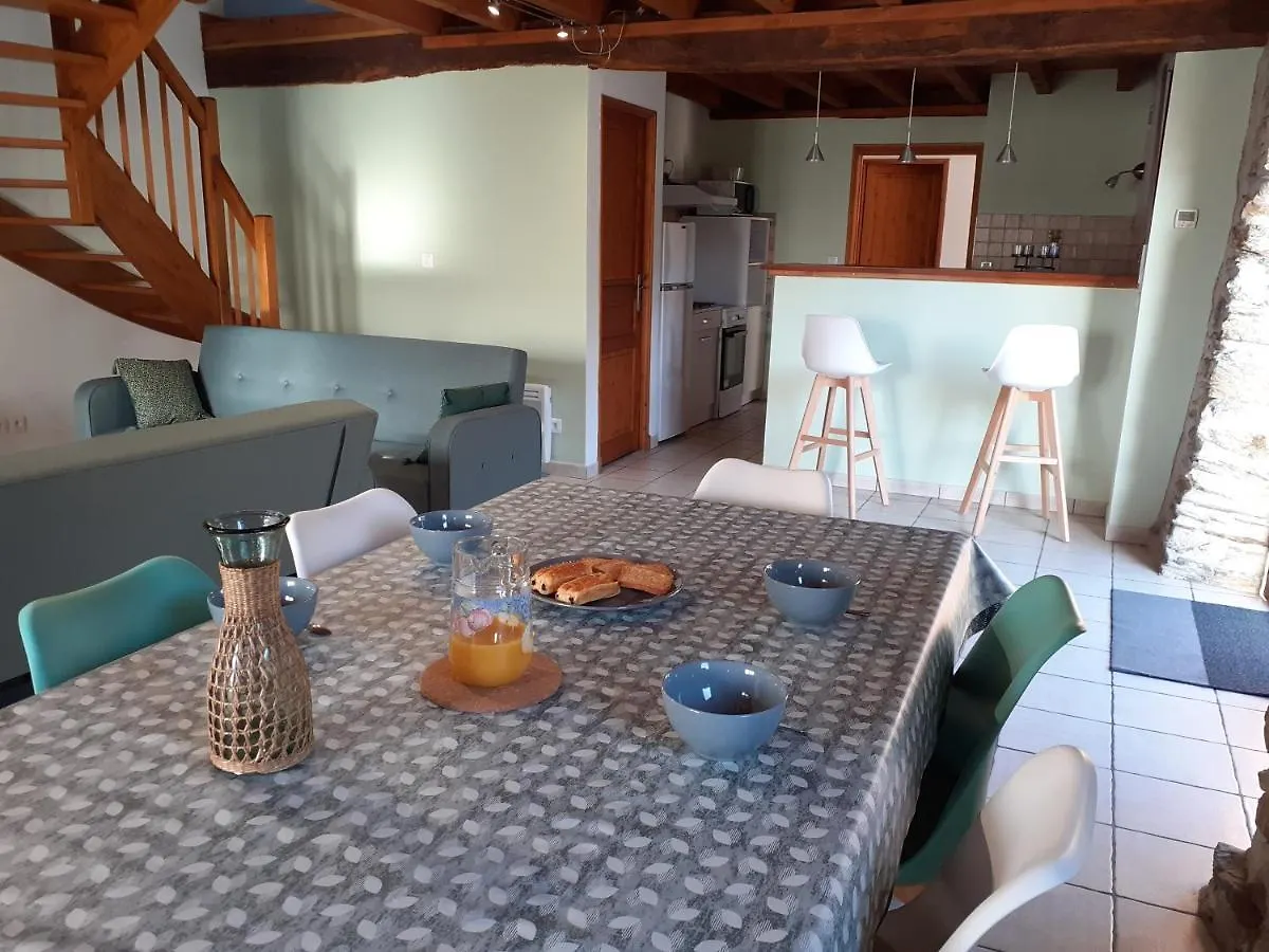Holiday home Gite Pause Du Berger Saint-Pastous