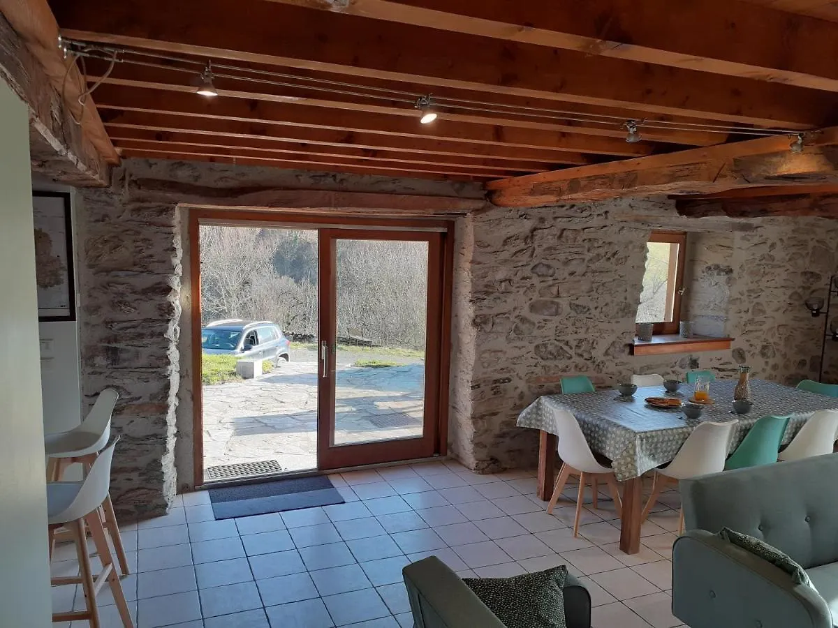 Holiday home Gite Pause Du Berger Saint-Pastous