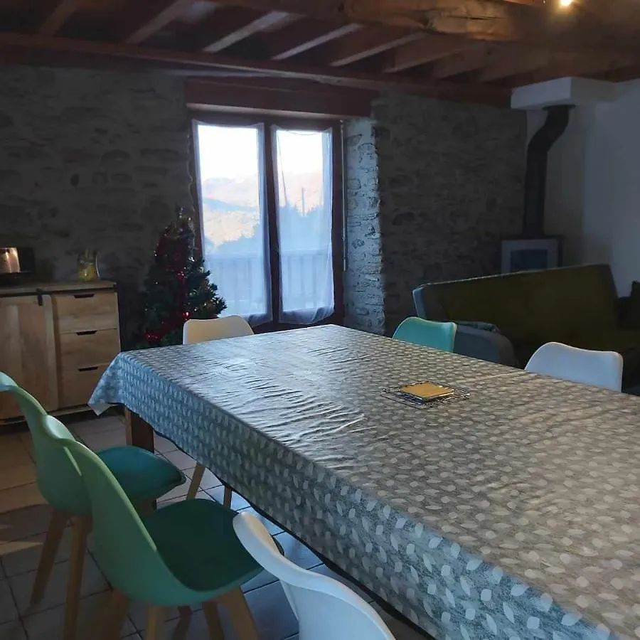Holiday home Gite Pause Du Berger Saint-Pastous